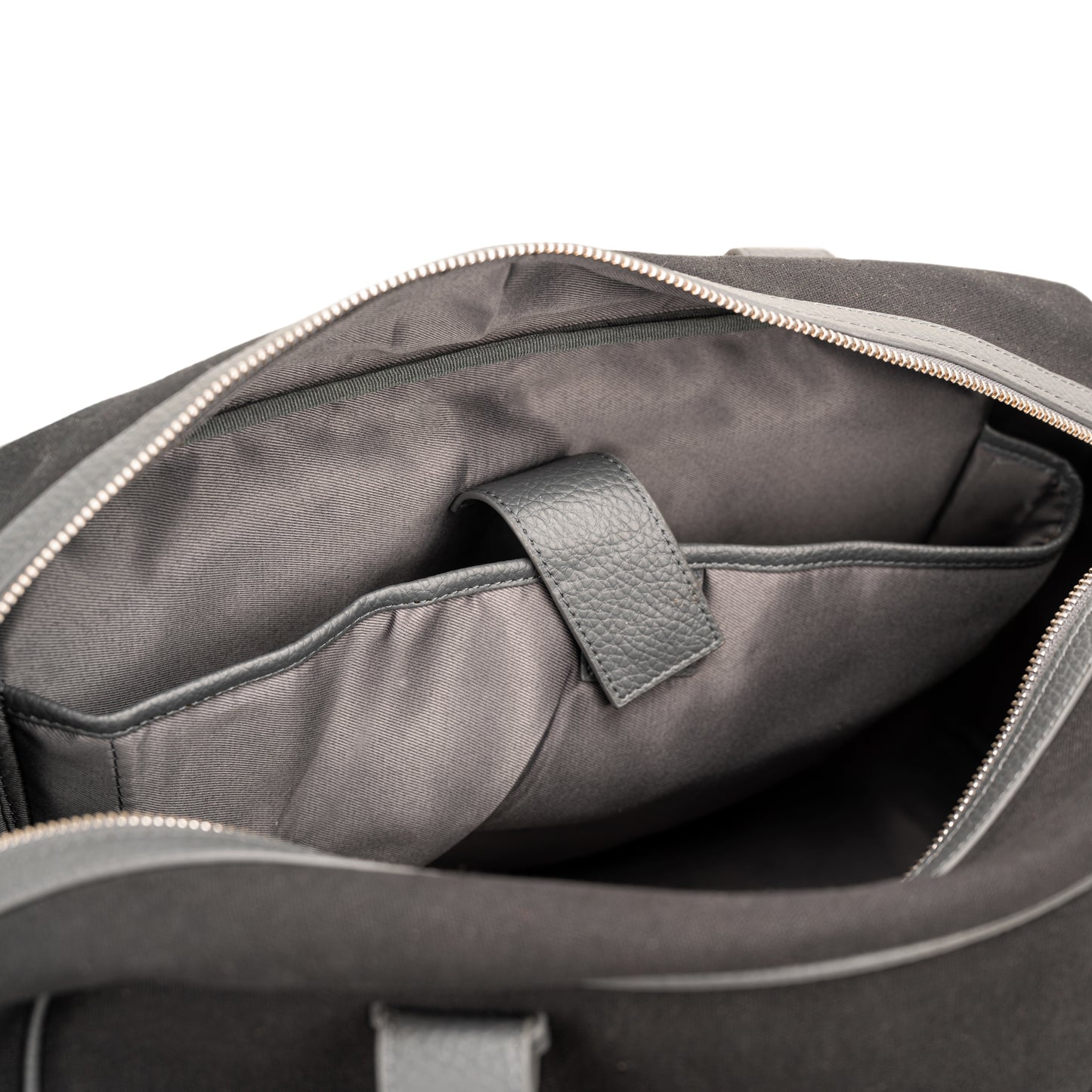 Mojave Duffle Bag- Black and Grey